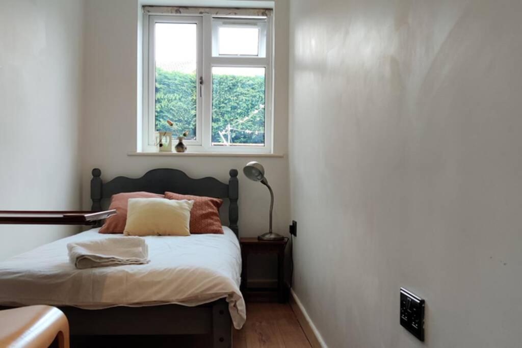 Private Comfortable Guest Suite - 诺丁汉 外观 照片